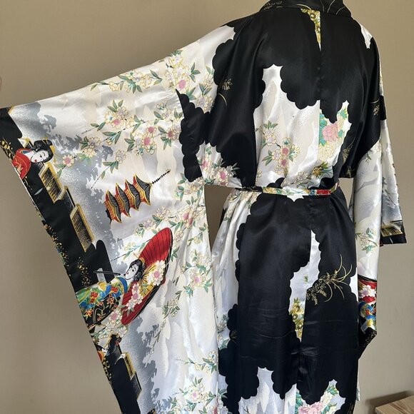 Shanghai Soho One Size Satin Kimono Robe Belted Geisha Floral Japan Asia Hollywo - Picture 5 of 8